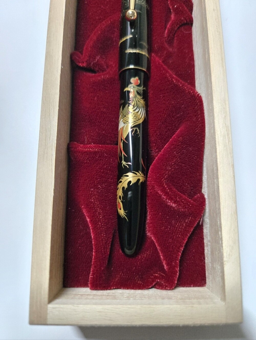 Namiki Nippon Art Chinese Phoenix Maki-e rollerball pen